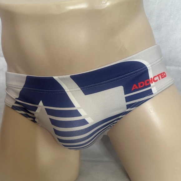 Addicted Pack Up Swimsuit Small 28-30 Gently worn Nylon/spandex no fabric tag - Picture 4 of 7